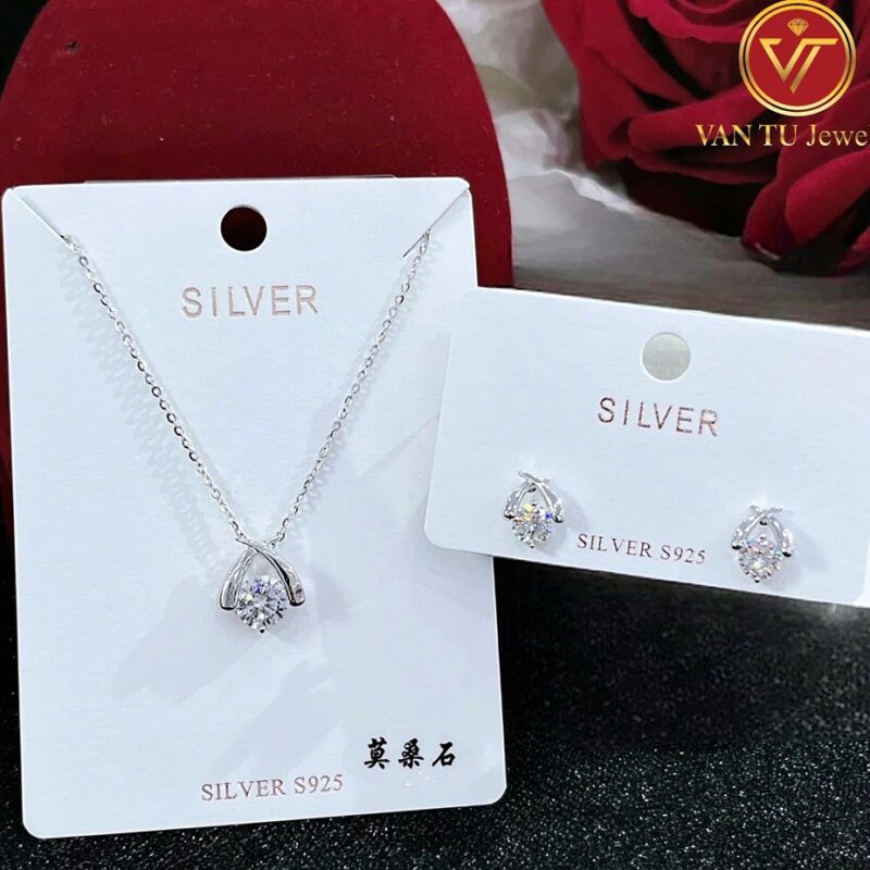 Set dây liền mặt bạc S925 (xi kim) và bông đính đá Moissanite